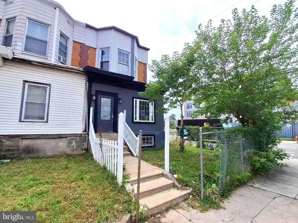 1800 S 56th St, PHILADELPHIA