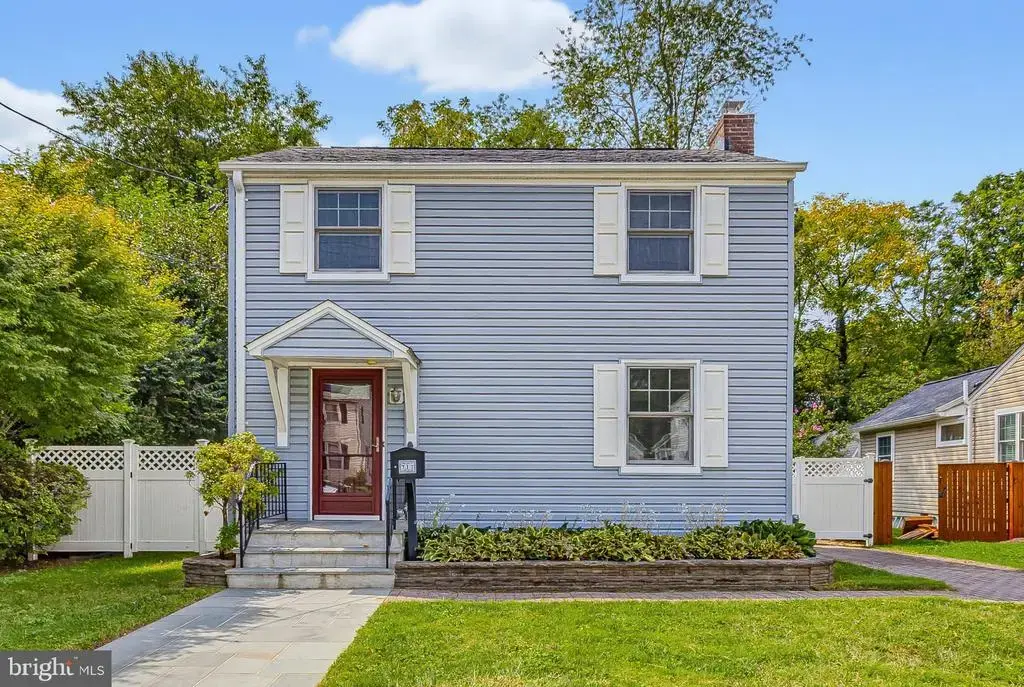 717 Mapleton Rd, ROCKVILLE