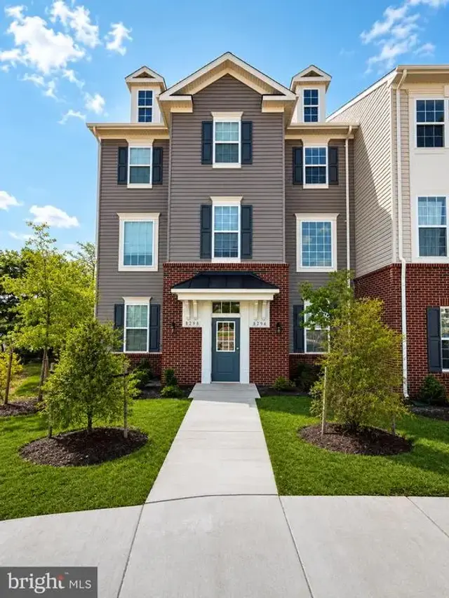 8296 Knight Station Way, Manassas