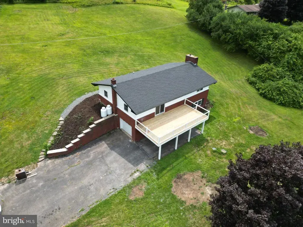 3109 Route 220, NEW ALBANY