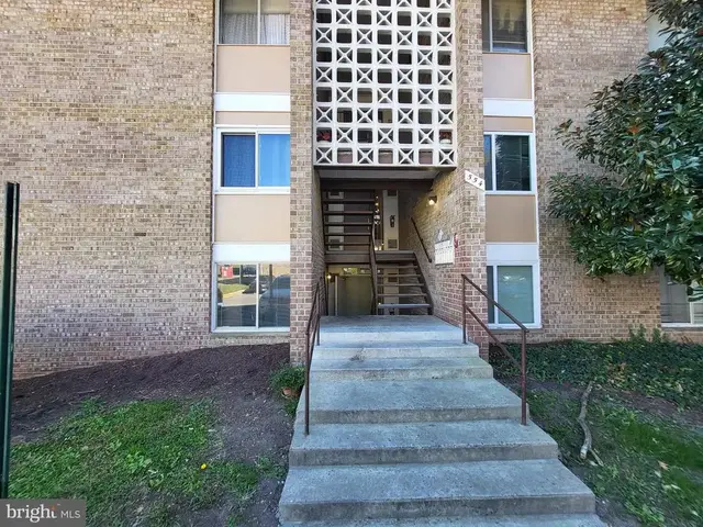 554 Wilson Bridge Dr #6755 B-1, Oxon Hill