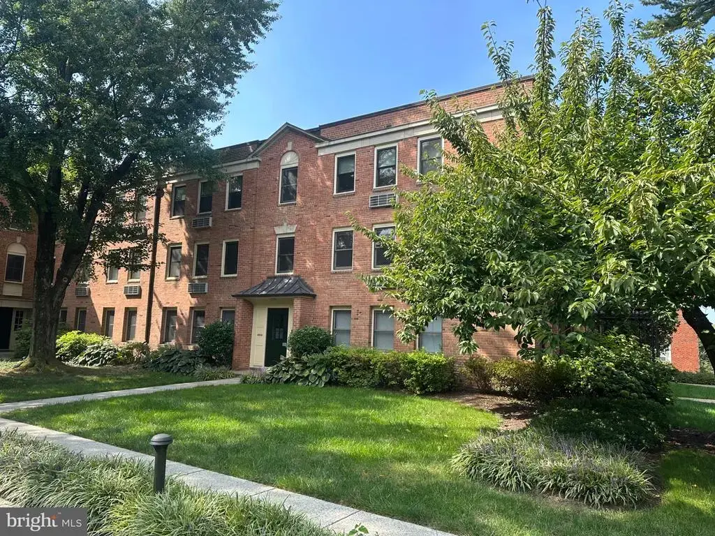 4824 Chevy Chase Dr #302, CHEVY CHASE
