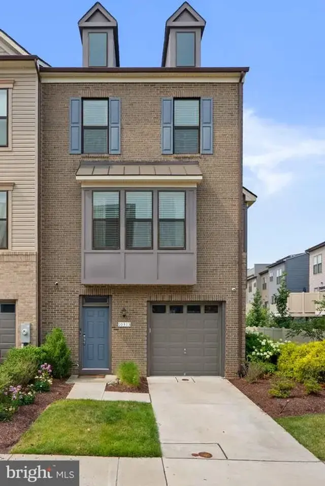 10313 Vista Meadow Way, Lanham
