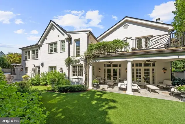 1726 Hoban Rd Nw, Washington