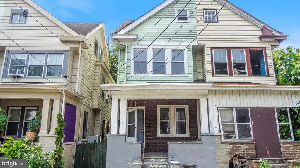 25 Sanford St, TRENTON