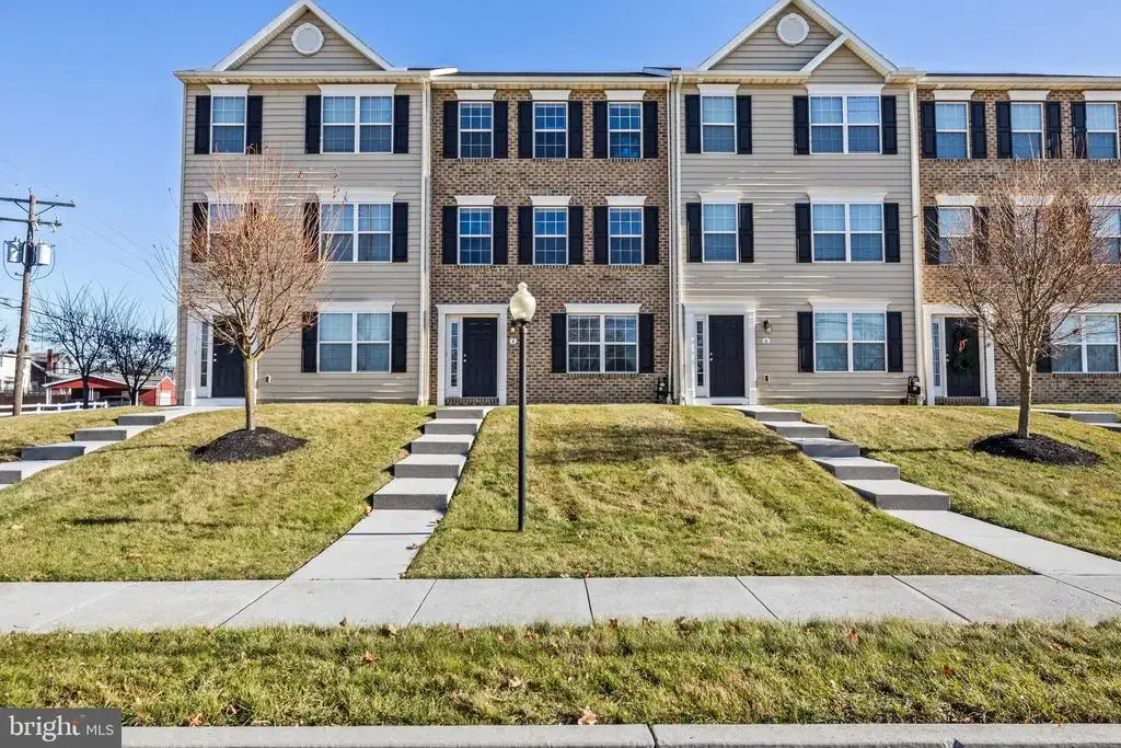 3 Mustang Drive, HANOVER