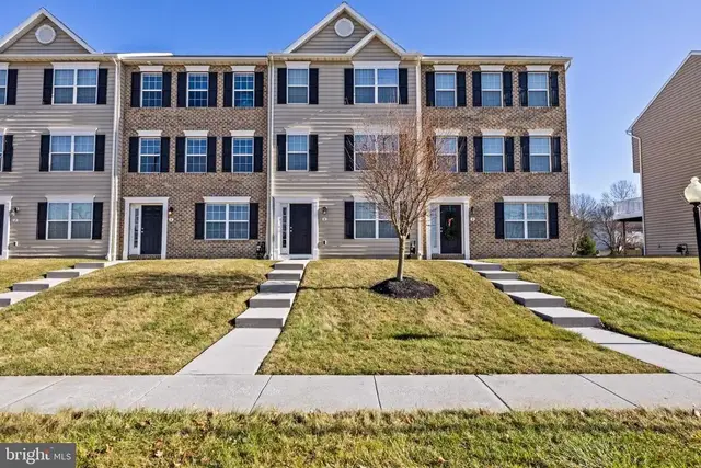 18 Breezewood Drive, Hanover