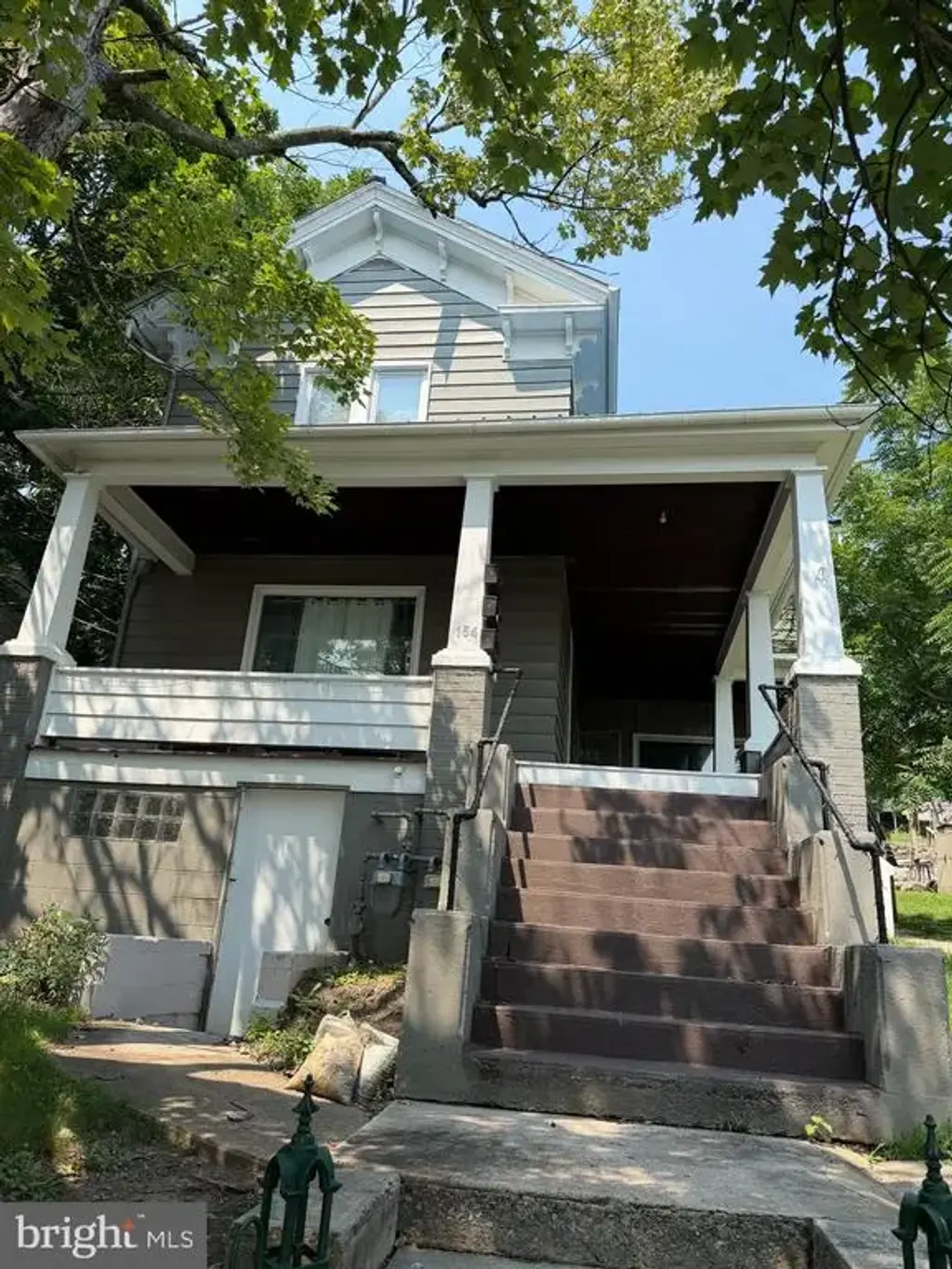 154 E Main St, FROSTBURG