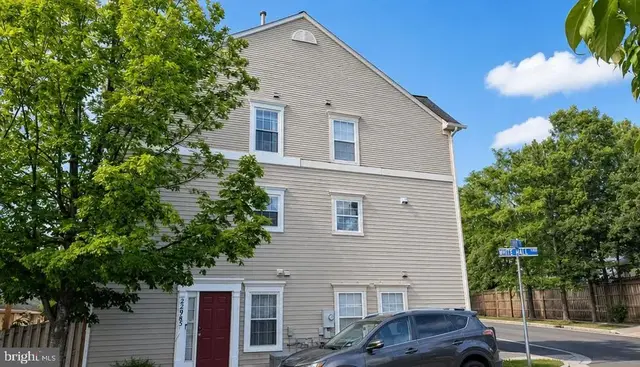 22963 Whitehall Ter, Sterling