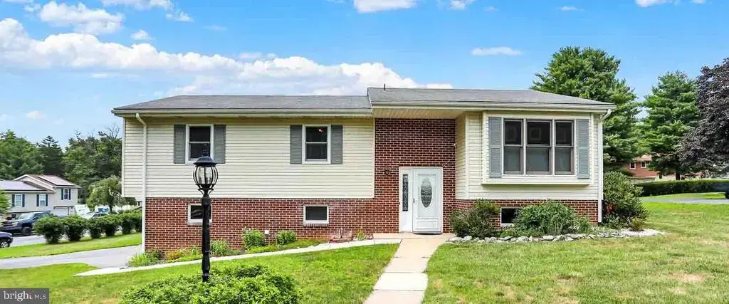 61 Sheraton Drive, CARLISLE