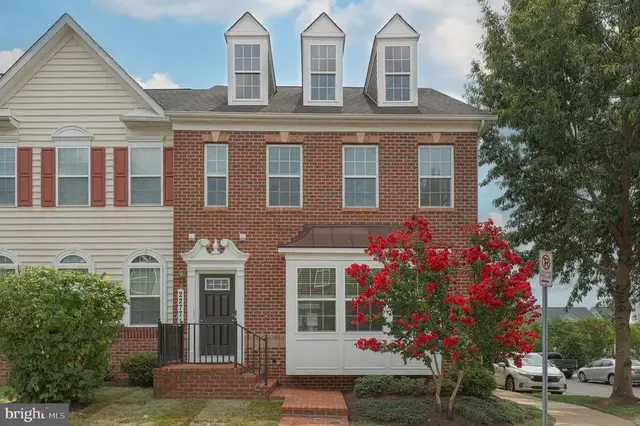 22771 Autumn Breeze Ave, Clarksburg