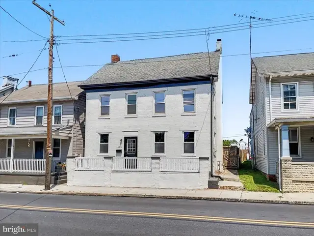 609 Main St, Mcsherrystown