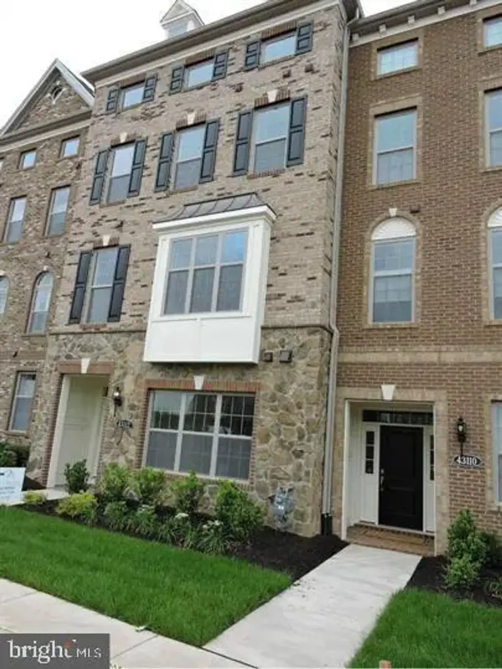 43112 India Wharf Sq, ASHBURN