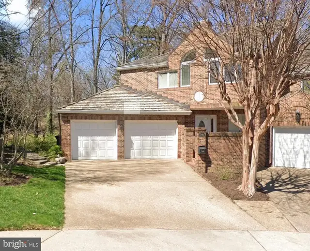 2481 N Wakefield Ct N, Arlington