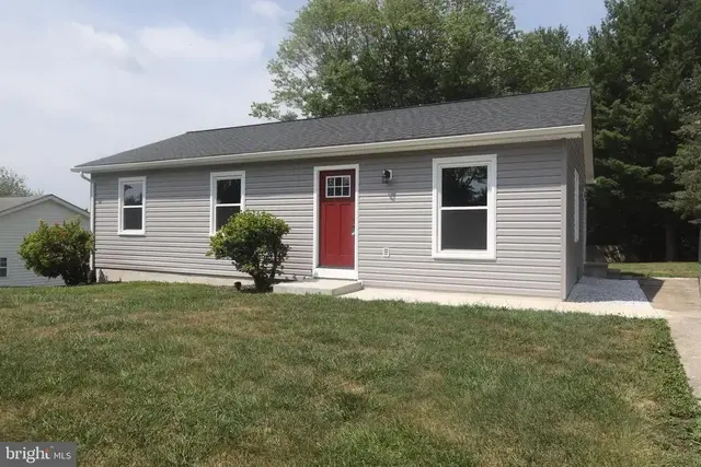 323 S Jefferson St S, Middletown