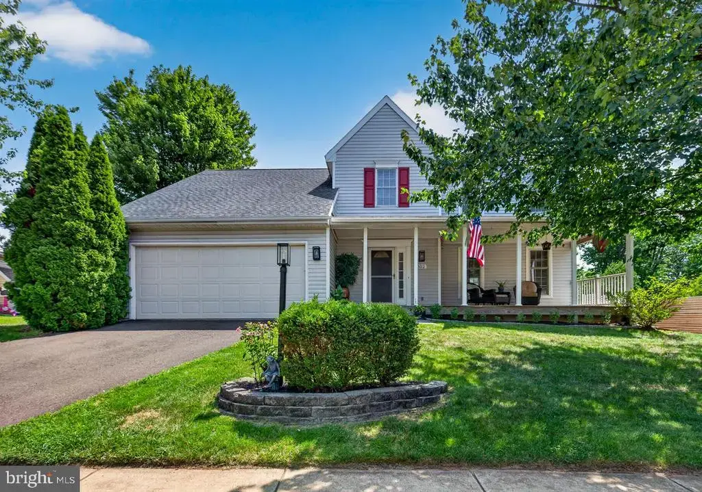 302 Mulberry Dr, ROYERSFORD