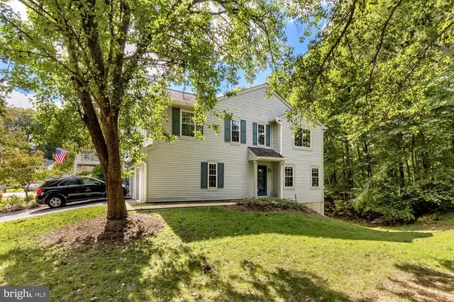 10224 Faire Commons Ct, Burke