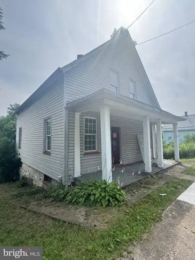199 Iron St, Johnstown