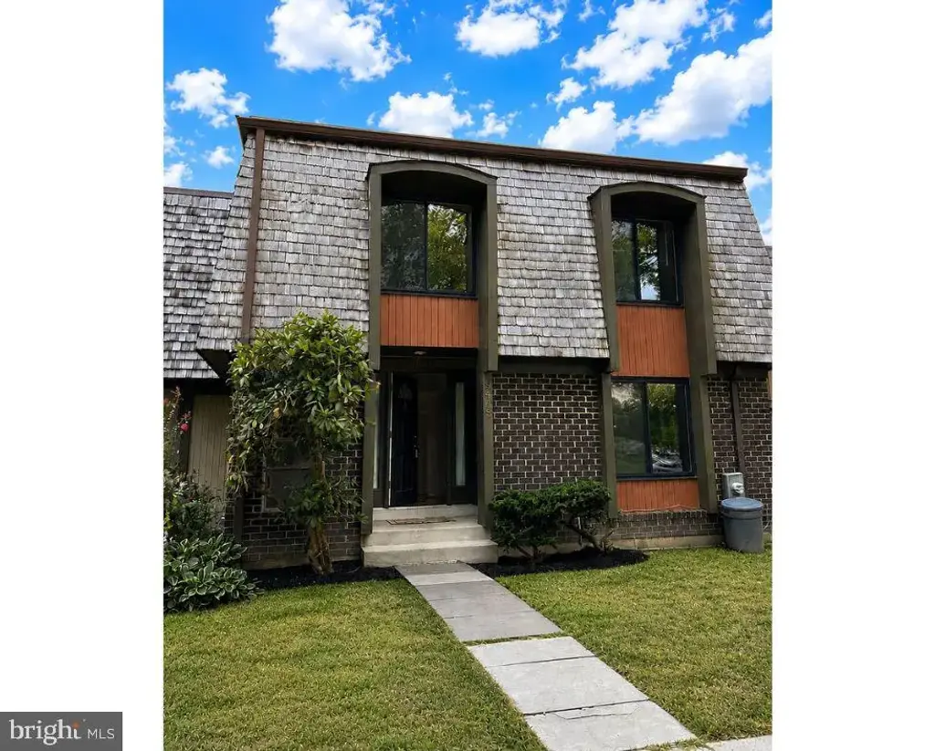 9463 Hickory View, GAITHERSBURG