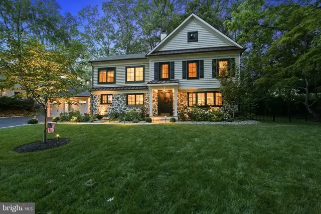 39 Crestline Rd, Wayne