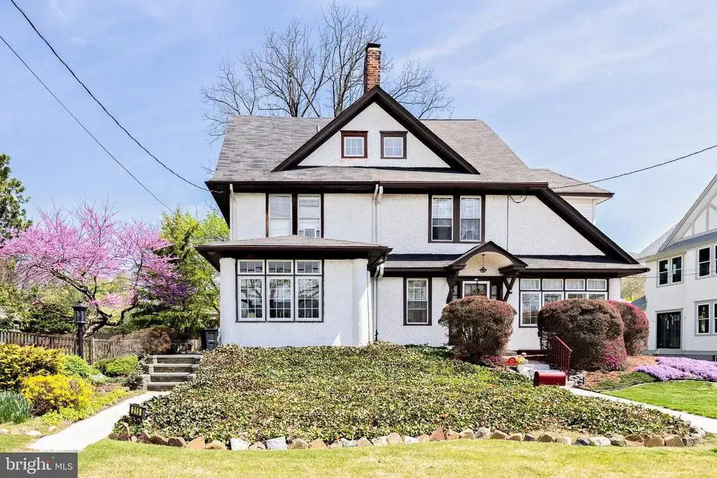 215 E Atlantic Ave, HADDON HEIGHTS
