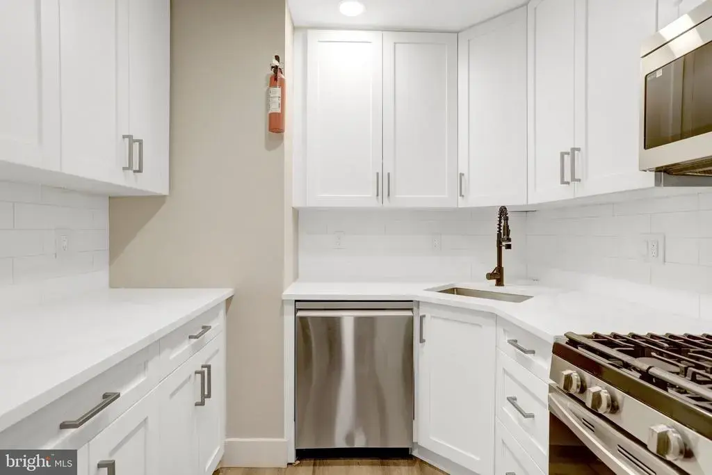 3845 Saint Barnabas Rd #101, SUITLAND