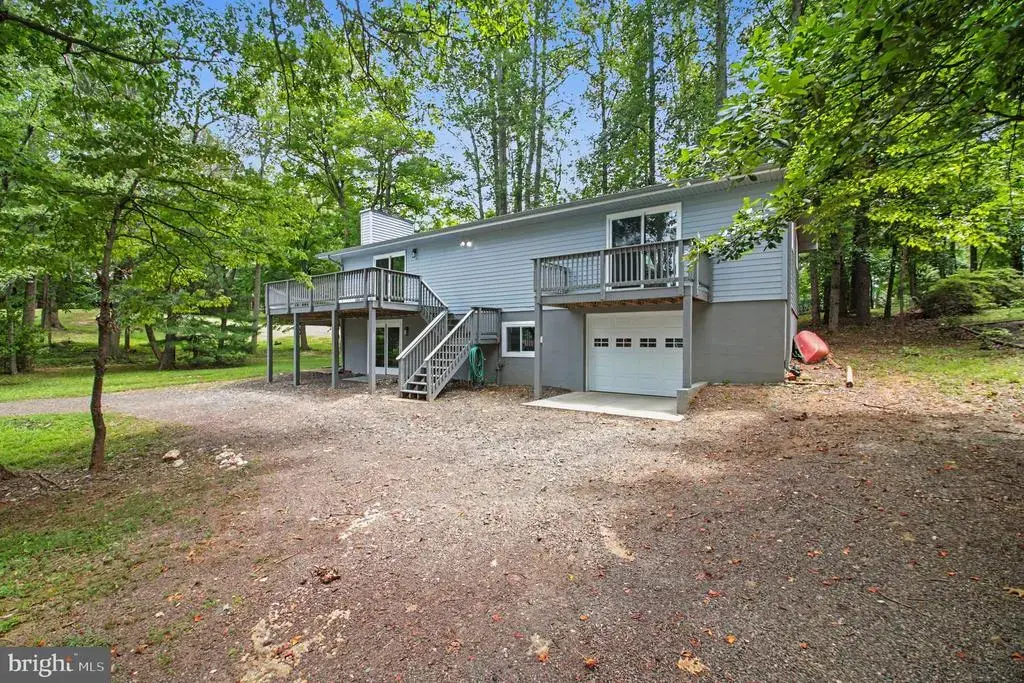 201 Birchside Cir, LOCUST GROVE
