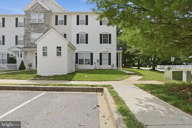 4900 Edgeware Ter, Frederick