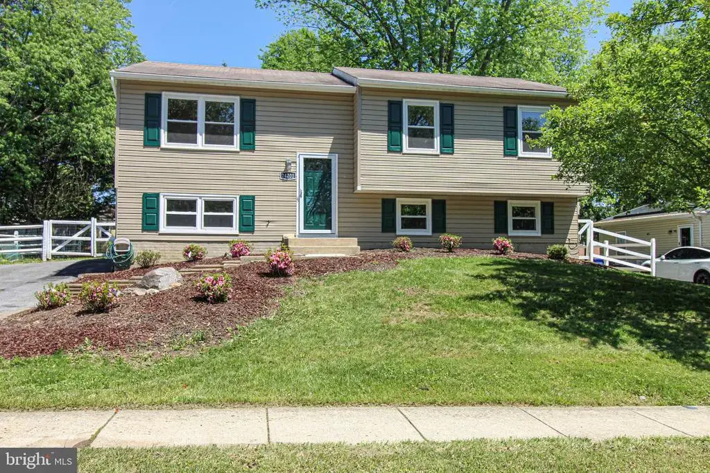 24201 Bush Hill Rd, GAITHERSBURG
