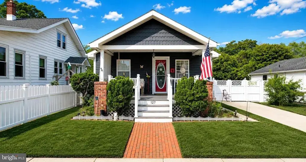 127 W Pierson Ave, SOMERS POINT
