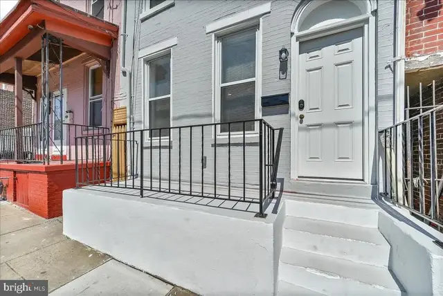 1117 W 4th St, Wilmington