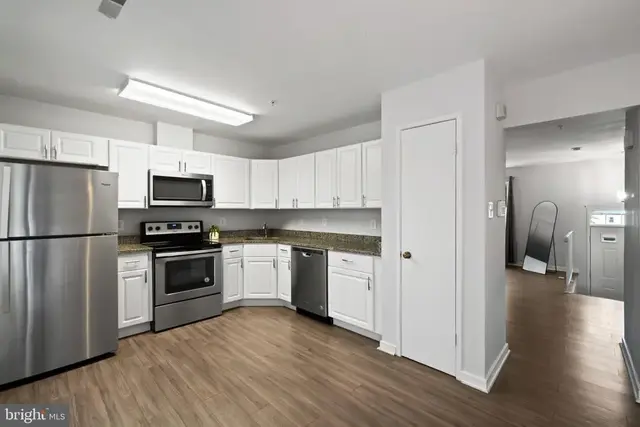 1020 West Ct #10, Laurel