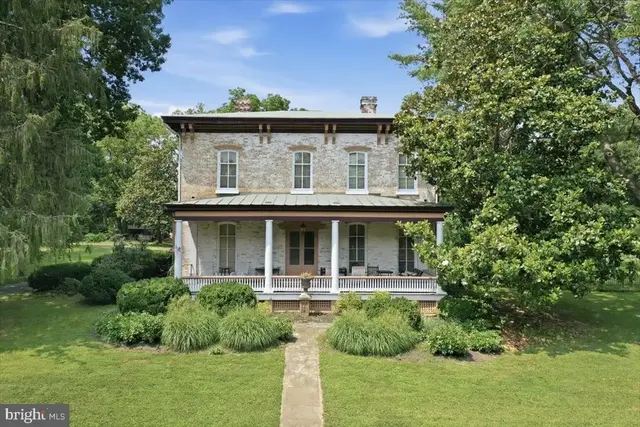 236 Riverside Dr, Front Royal