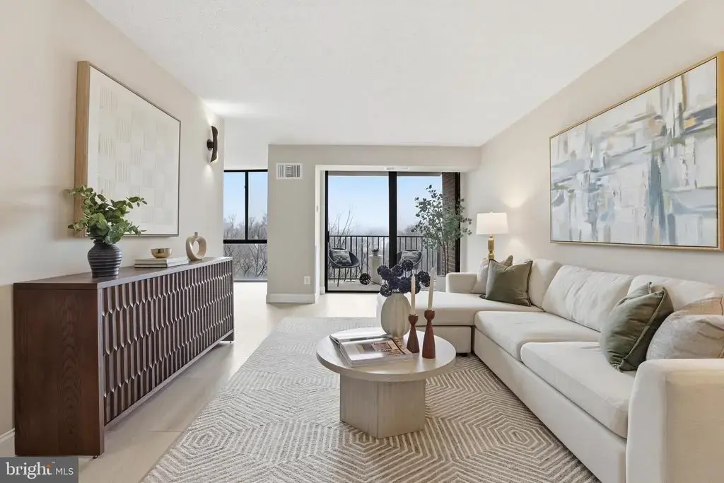 2311 Pimmit Dr #603, FALLS CHURCH