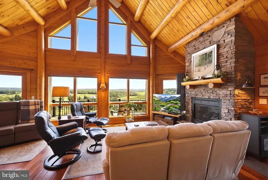273 Daylily Ln, SWANTON