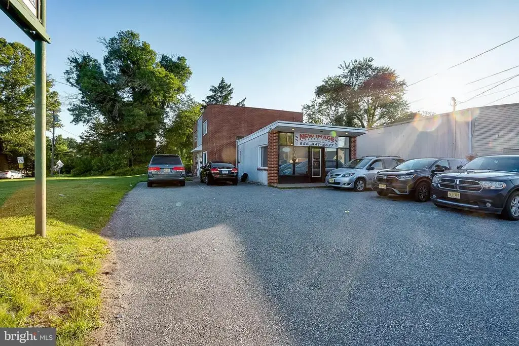 504 N White Horse Pike, STRATFORD