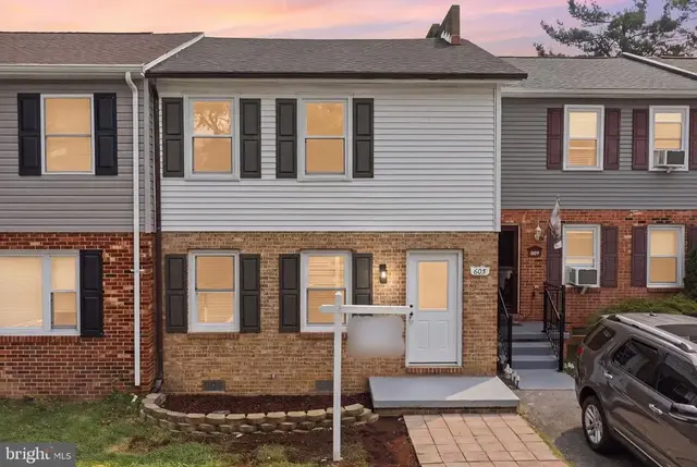 605 Carroll Dr, Stephens City