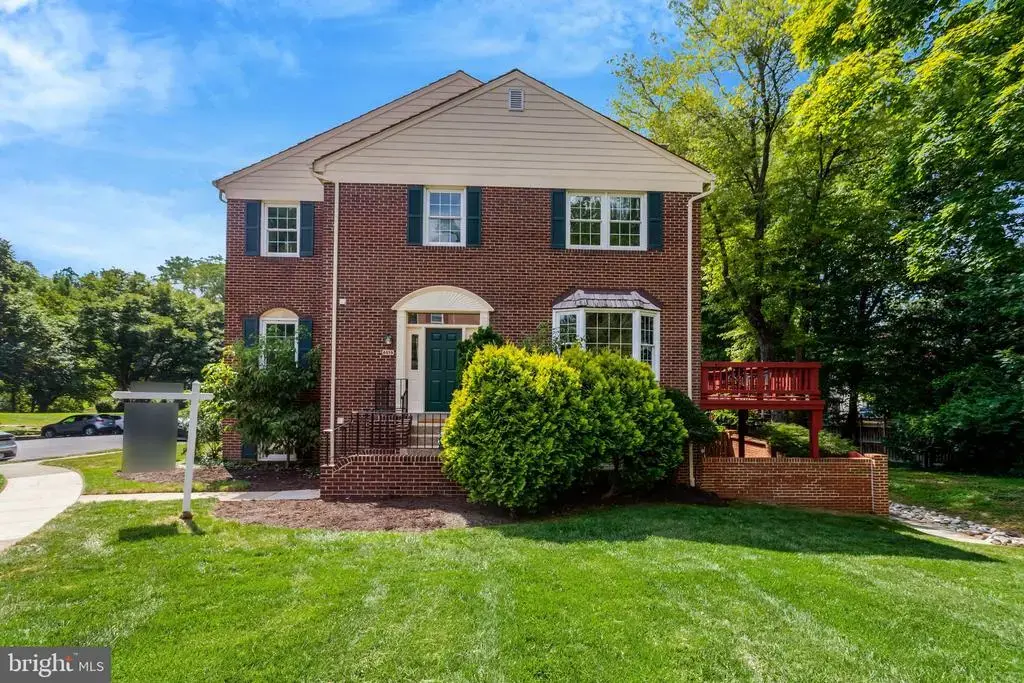 6859 Williamsburg Pond Ct, FALLS CHURCH