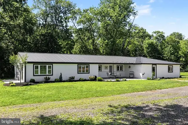 1104 Bucks Rd, Perkasie