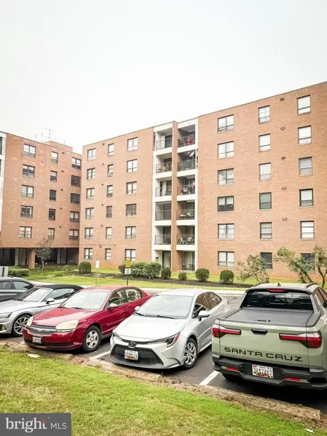 6317 Park Heights Ave #t7, Baltimore