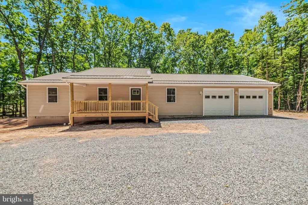 148 Ponds Court, BERKELEY SPRINGS