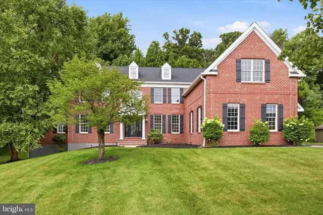 1659 Linda Dr, West Chester