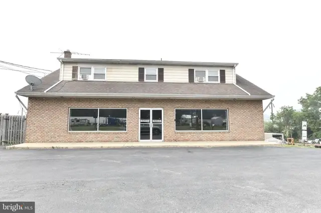 24 Route 41, Gap