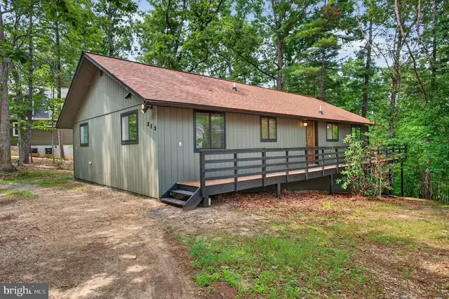 213 Morrie Dr, Basye