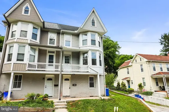 167 Hanover Street, Glen Rock