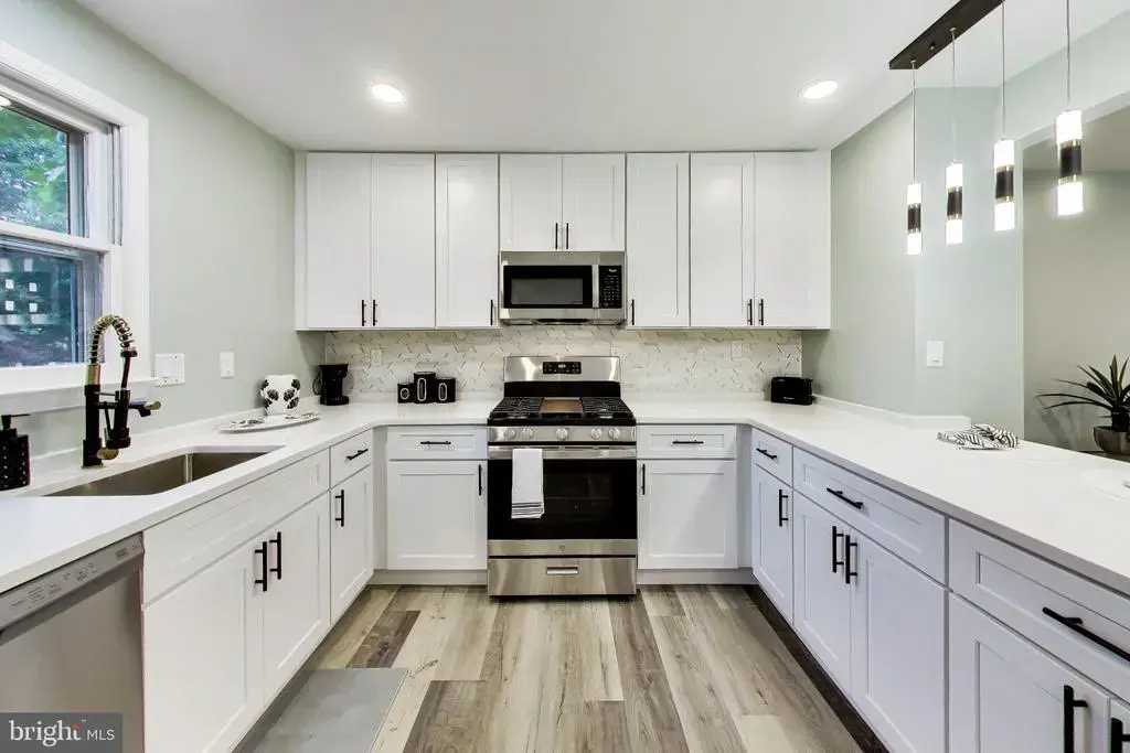 9516 51st Ave, COLLEGE PARK