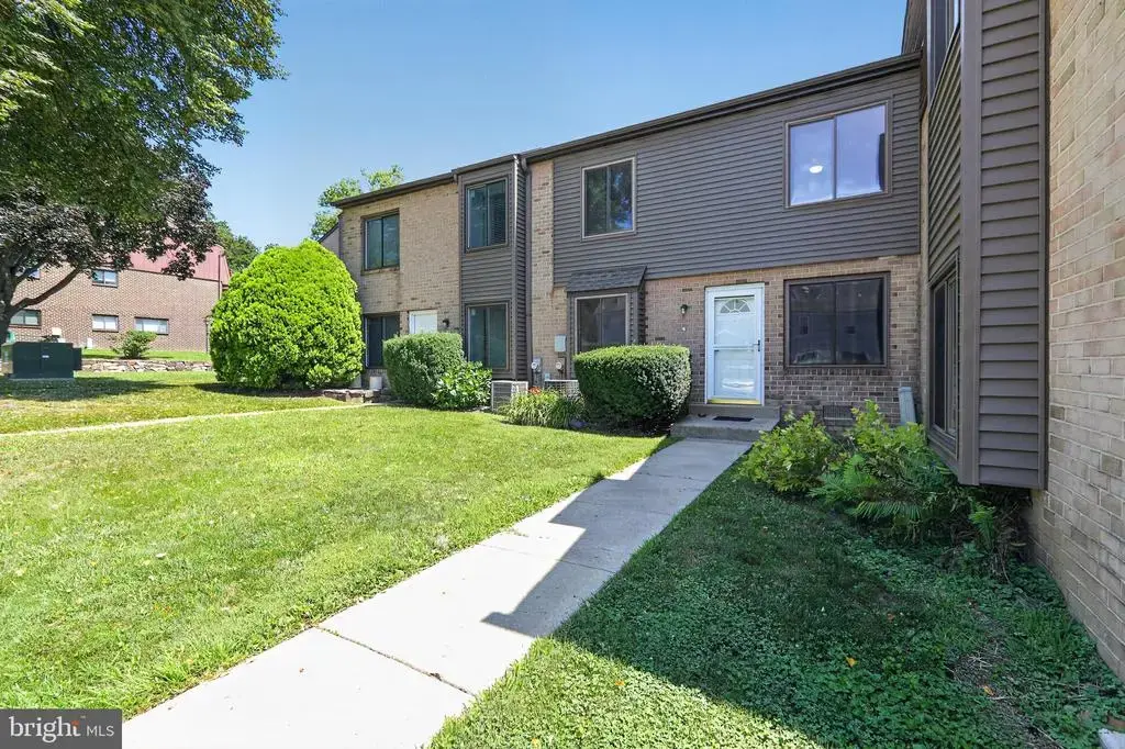5200 Hilltop Dr #139, BROOKHAVEN