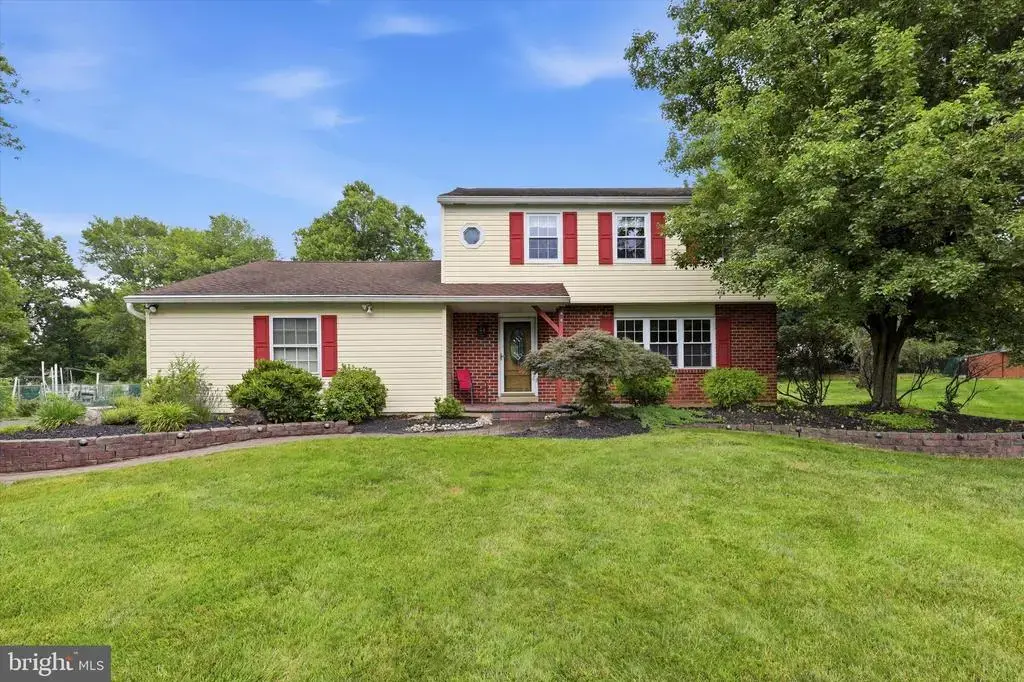 68 Iroquois Ave, DOYLESTOWN