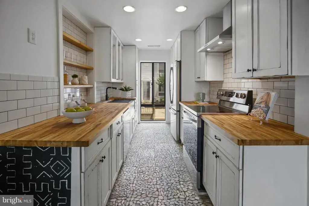 42 Hawthorne Ct Ne #42, WASHINGTON