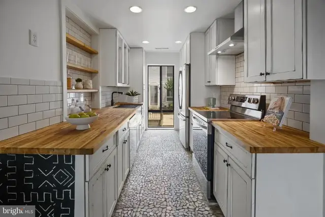 42 Hawthorne Ct Ne #42, Washington